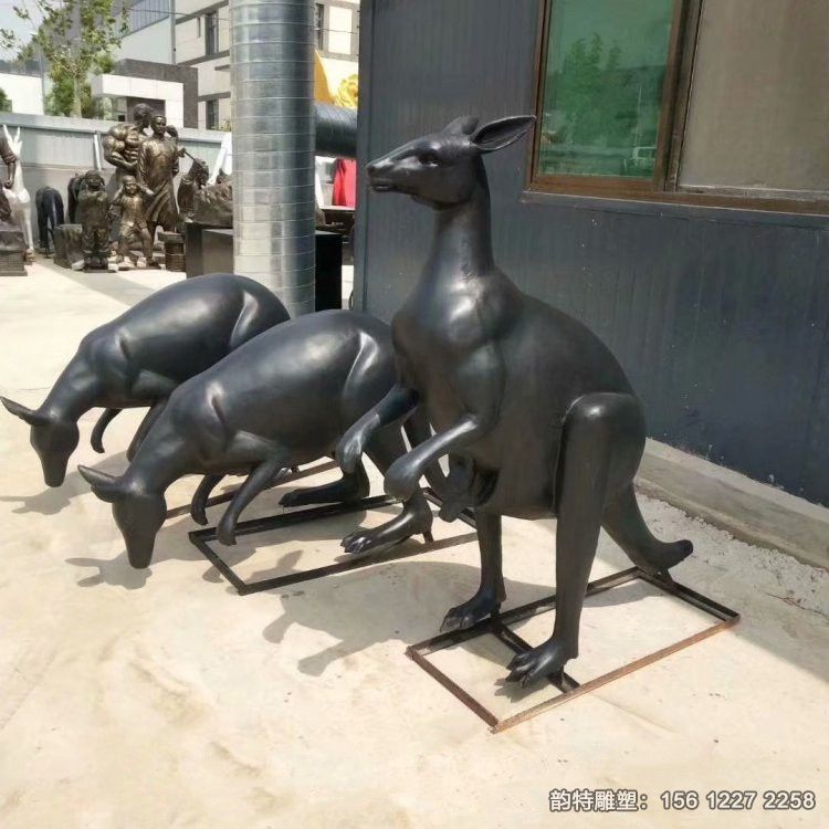袋鼠雕塑04 袋鼠雕塑04